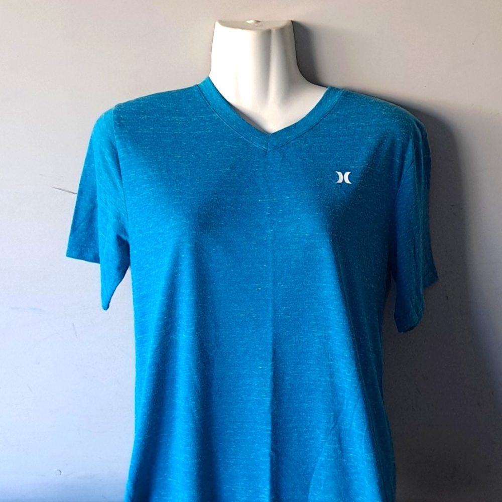 Hurley V-neck Tshirt